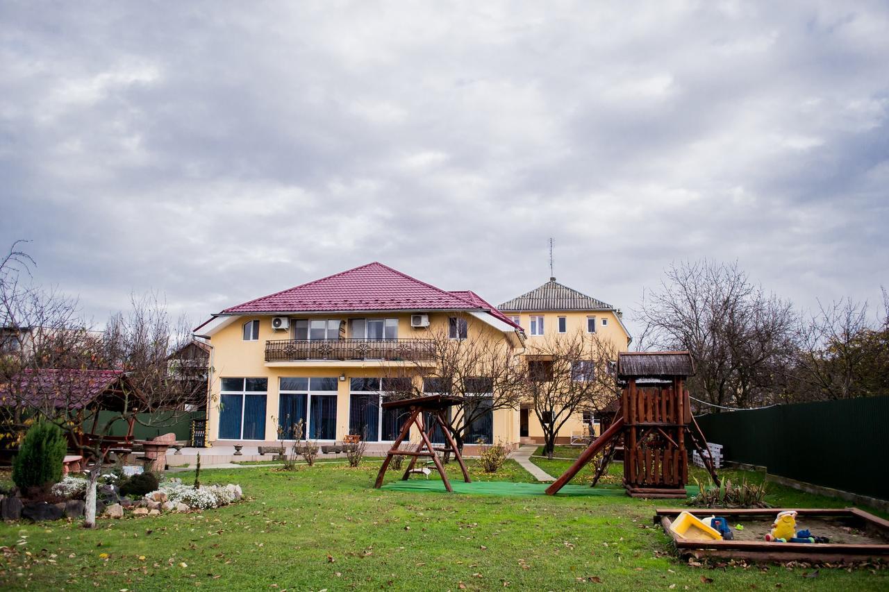 Beauty Complex Hotel Beregszász Kültér fotó