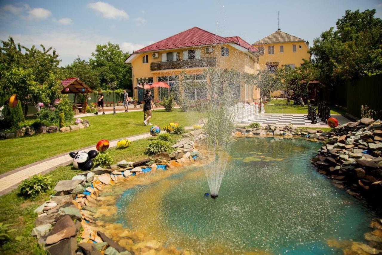 Beauty Complex Hotel Beregszász Kültér fotó