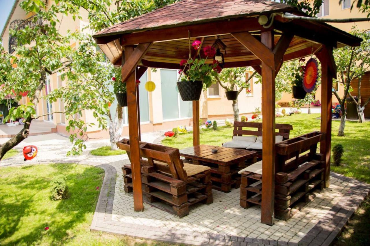 Beauty Complex Hotel Beregszász Kültér fotó